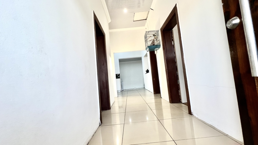 3 Bedroom Property for Sale in Rugby Western Cape